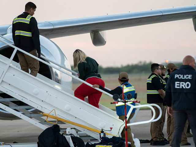 Fileoct2025 deportations from united states getty